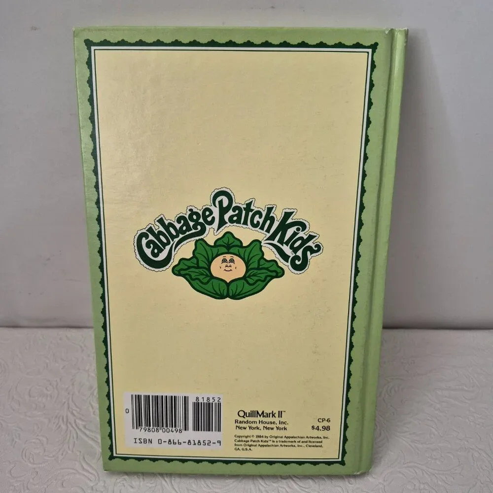 Vintage 1984 Cabbage Patch Kids Baby Sitters Helper Notes Names Numbers Book